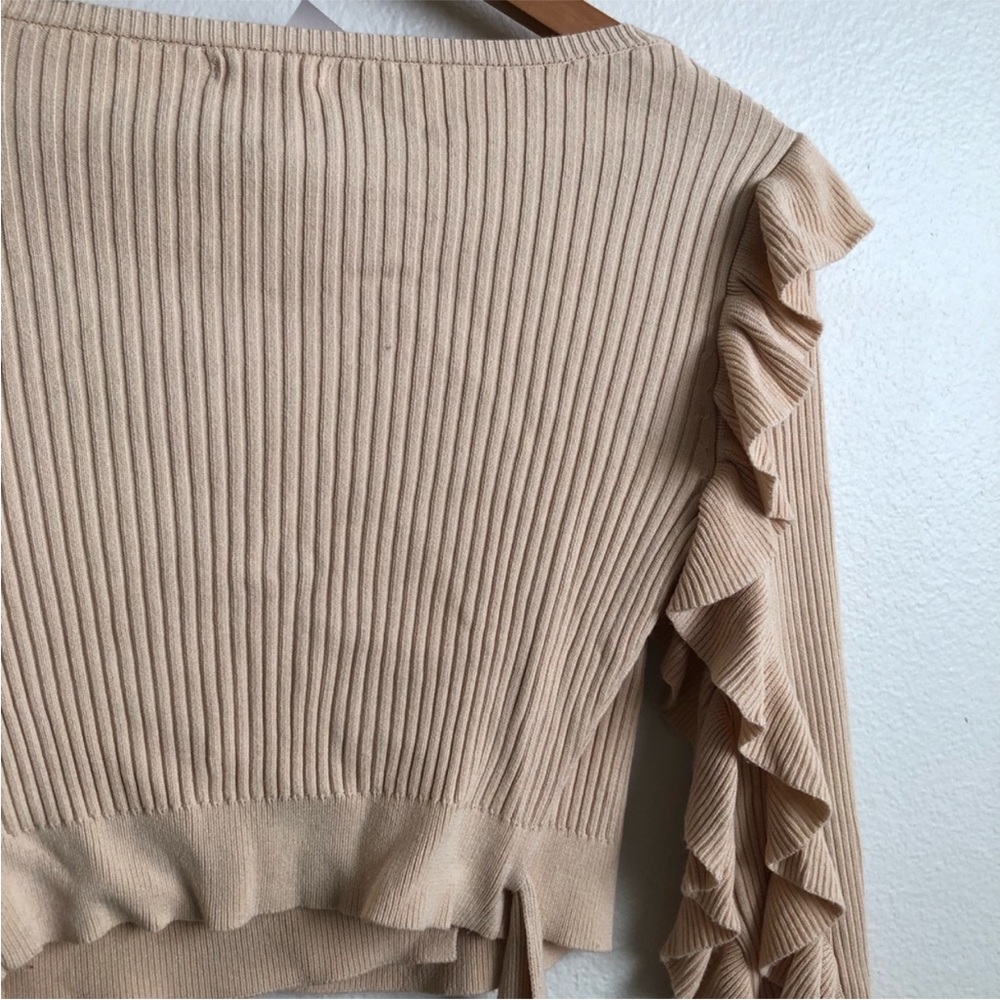 Tularosa Ruffle Wrap Cardi Top - Picture 16 of 16